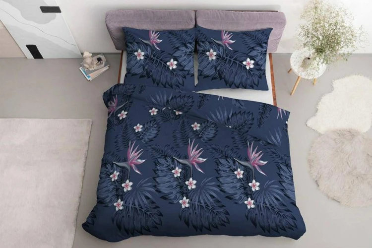 big_posciel-satynowa-220x200-3641-a-granatowa-rozowa-liscie-palmy-kwiaty-rajski-ptak-strelitzia-home-satin-3-6.jpg