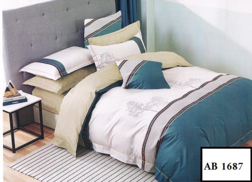 AB_1687.jpg