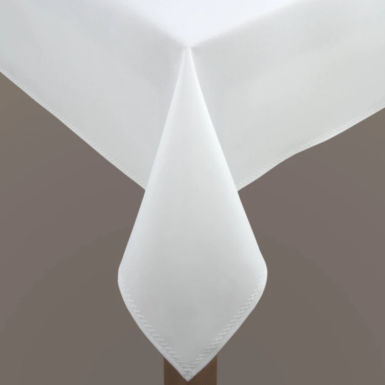 barbara-b-biały-160x110-cm-obrus-haftowany (2).jpg